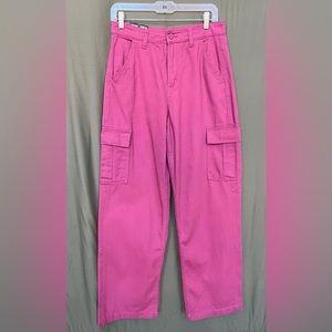 DIVIDED H&M 90’s Baggy Jeans - Dark Pink - Size 4 | WITH TAGS